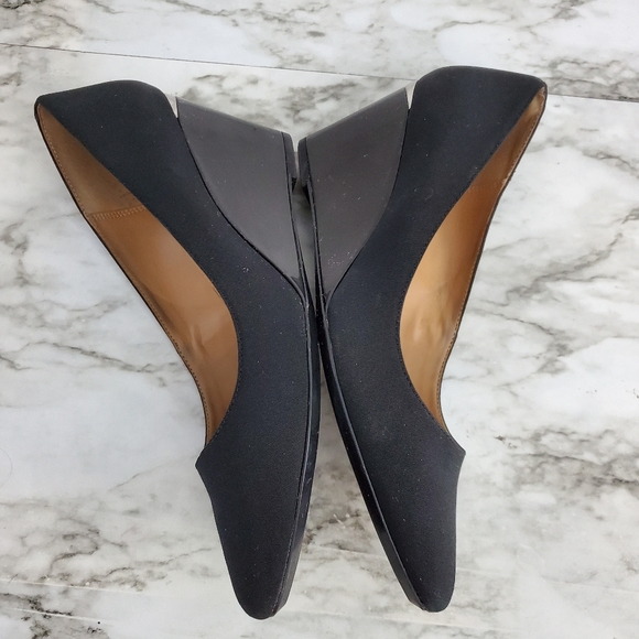 Calvin Klein Pallavi Pointed Toe Wedge Pumps - Picture 6 of 8